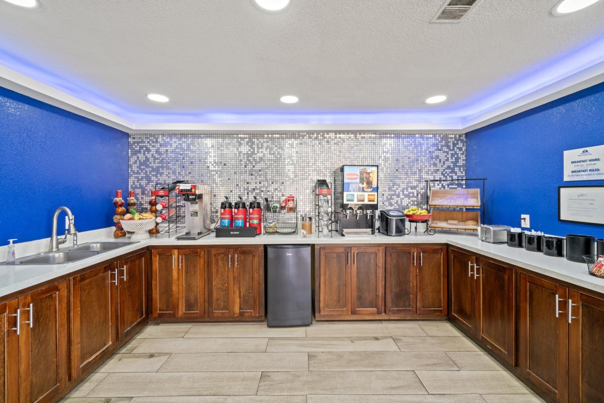 Americas Best Value Inn Brenham Exterior foto